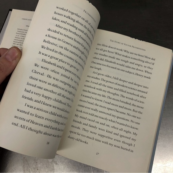 Classic Starts: Frankenstein, Hardback book. - Picture 4 of 6